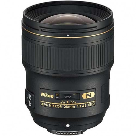 Nikon AF-S 28mm f1,4 E Nikon AF-S 28mm f1,4 E