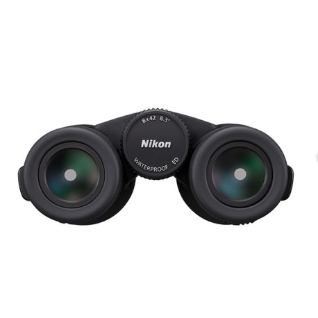 Nikon Prostaff P7 10X42