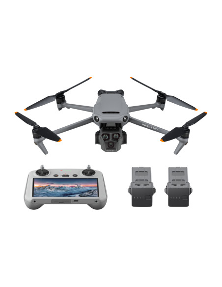 DJI Mavic 3 Pro Fly More Combo  ( DJI RC )