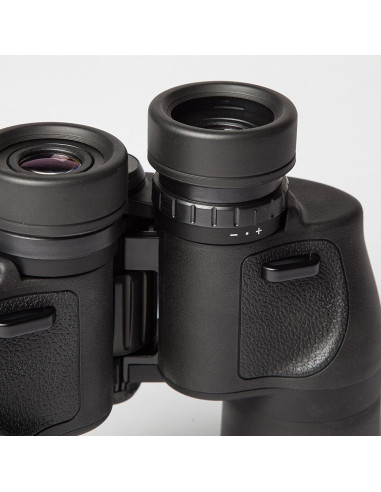 Nikon Aculon A 211 8X42