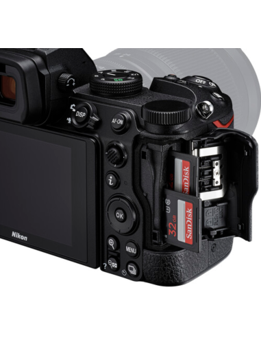 Nikon Z5 cuerpo