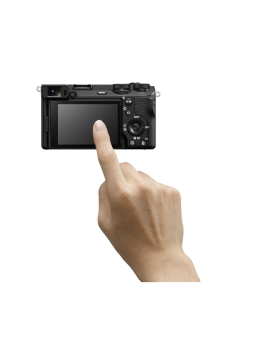 Sony a6700 +E 18/135 F-3.5-5.6 OSSpo Sony a6700 +E 18/135 F-3.5-5.6 OSSpo