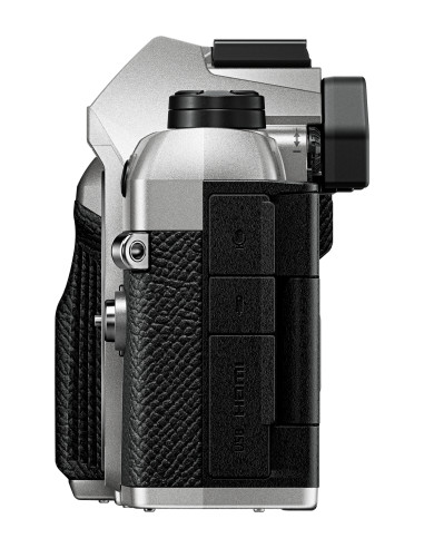 Cámara OM SYSTEM OM-5 MK II Silver Cuerpo