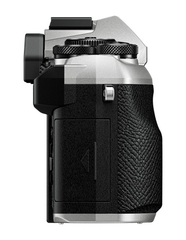 Cámara OM SYSTEM OM-5 MK II Silver + Objetivo 14-45 f