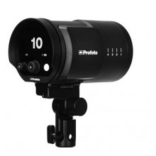Profoto B10  Off Camera Flash 2