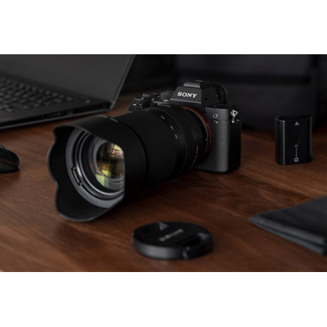 Tamron 70-180MM F/2.8 DI III VXD