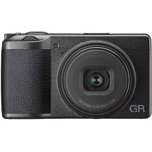 Ricoh GR III