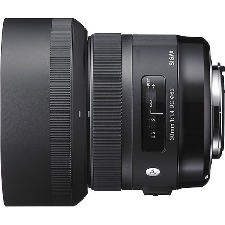 Sigma 30mm f1.4 DC DN Canon